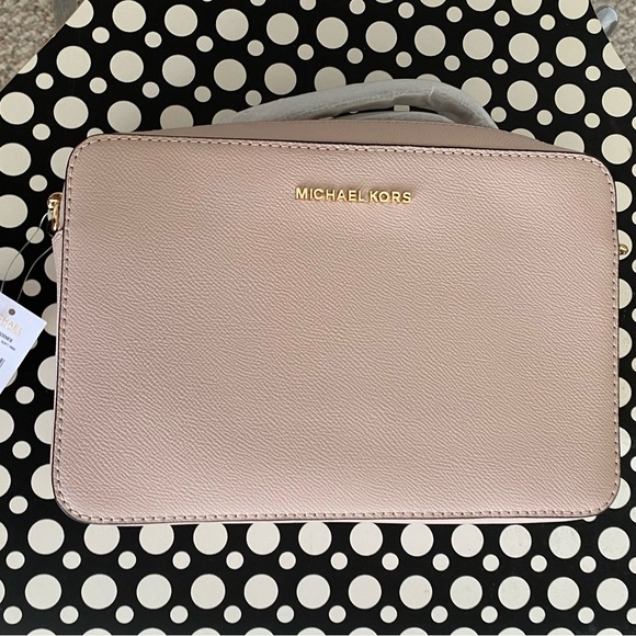 NWT Michael Kors Lg Crossbody - Picture 2 of 4